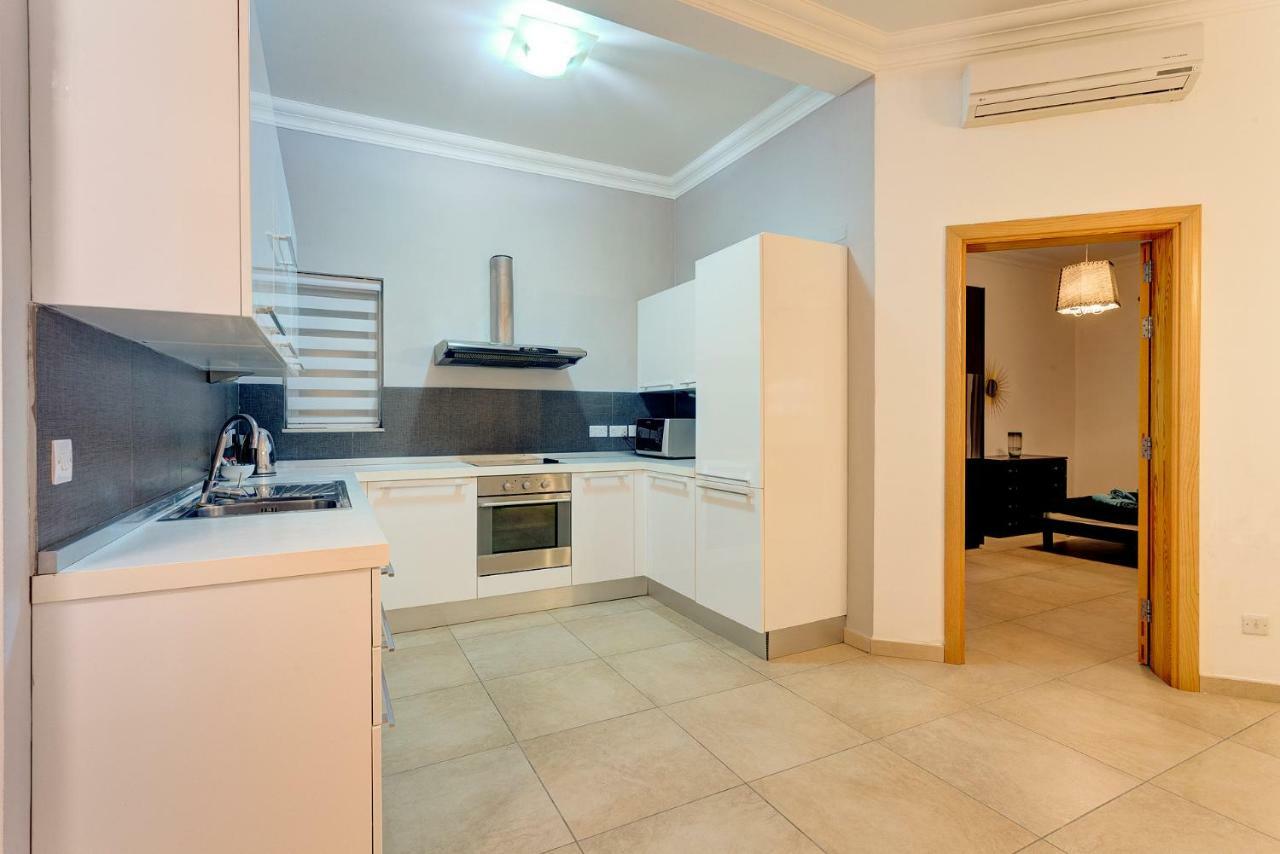 Gorgeous Apartment With Terrace In Fort Cambridge, Pool Sliema Exteriér fotografie