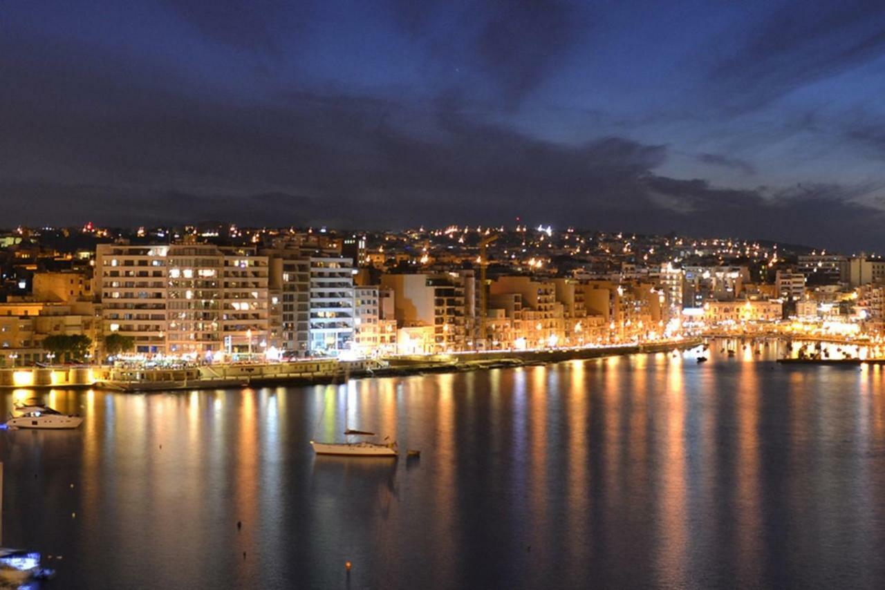 Gorgeous Apartment With Terrace In Fort Cambridge, Pool Sliema Exteriér fotografie